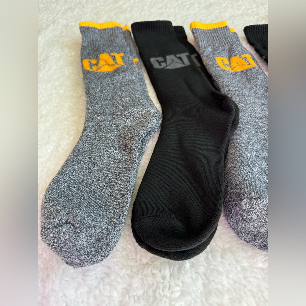 (4) Men’s CAT socks NWOT - Picture 3 of 6